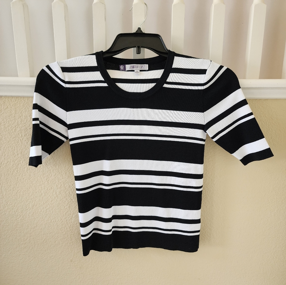 Jennifer Lopez Women's Short-sleeve Knit Top